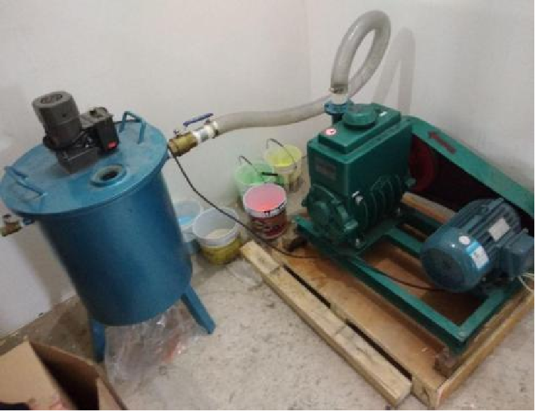 15 L vacuum pump
