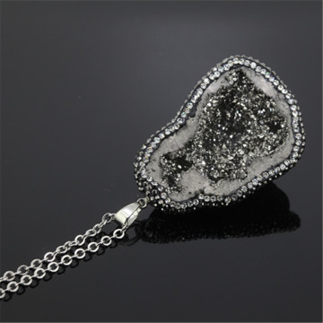 Natural mineral stone crystal druzy ore quartz pendant necklace charm mystic titanium pave rhinestones pendant women necklace