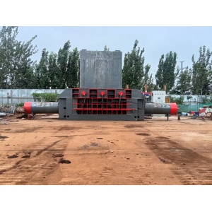 Efficient Hydraulic Metal Baler for Recycling Applications
