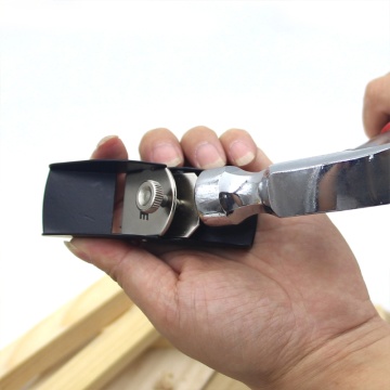 2021 New Woodworking Mini Wood Trimming Plane Hand Planer Carpenter Tools Cutting Edge