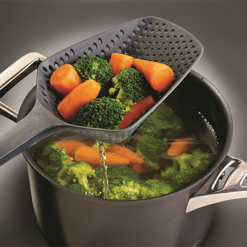 1Pcs Nylon Kitchen Scoop Colander Strainer Gadgets Drain Veggies Water Scoop Portable Home Cooking Tools Accessories
