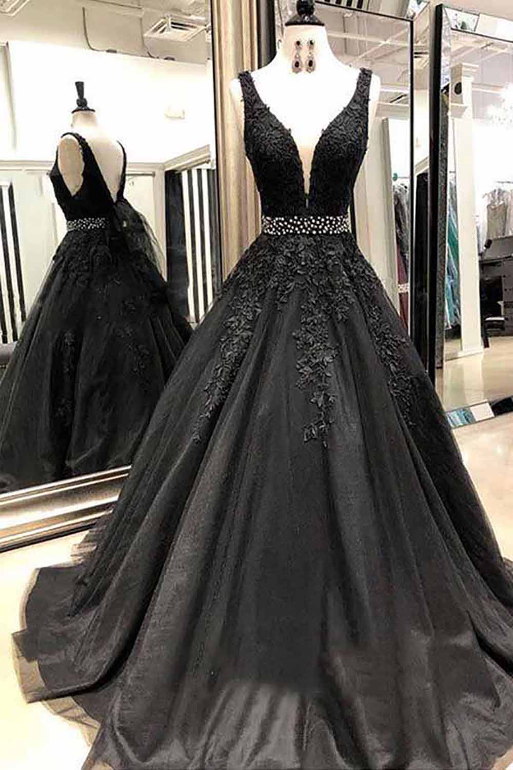 Black Long Prom Dresses with Beading V-Neck Ball Gown Tulle Appliques Lace Saudi Arabic Evening Dress Gown abiye gece elbisesi
