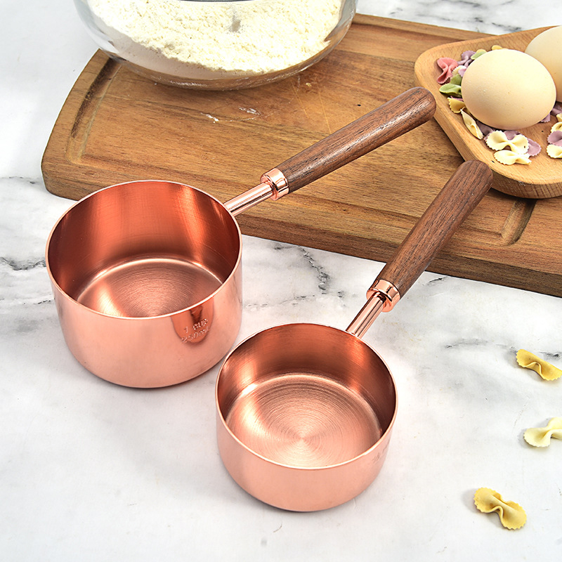 4pcs/set Rose Gold Measuring Cups Measuring Spoon Scoop Walnut Wooden Handle Kitchen Measuring Tool Plating Measuring Cups Spoon