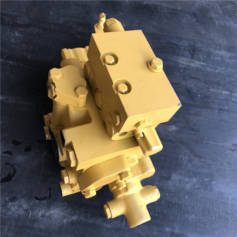 SD23 bulldozer parts blade control valve 709-62-31103