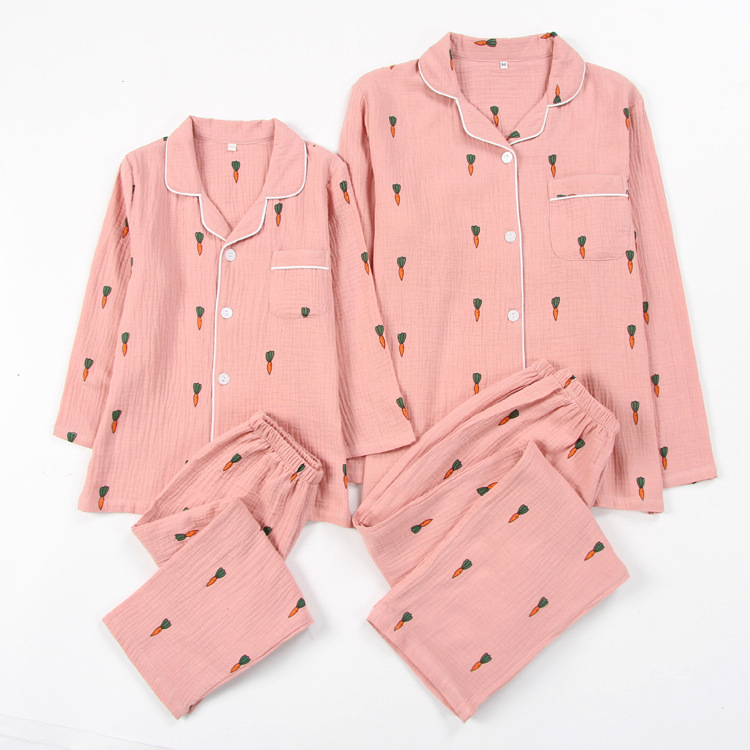 100% Crepe Cotton family pajamas sets women men and child Fresh carrots 100% cotton couples casual Long sleeve women sleepwear