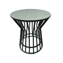 Newly Customized Metal Outdoor Aluminum Side Table For Home Outdoor Living Area and Office Use
