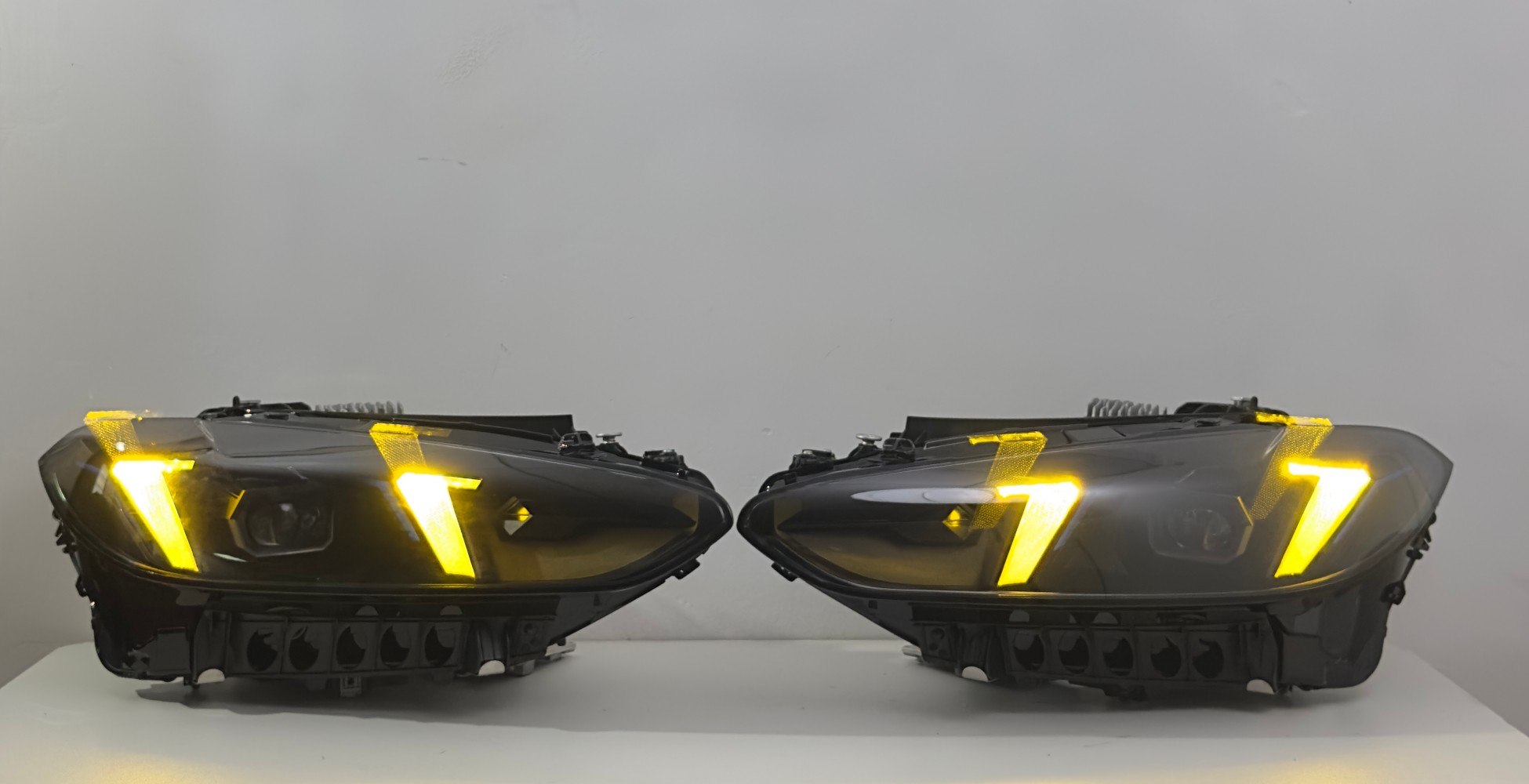 4 seres G22 headlights (8)