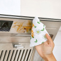 Disposable Kitchen Towel Roll Single Cleaning Paper Lazy Rag Paper Absorbs Water Oil Wipe Towel Rack Small Towel Tea Paper