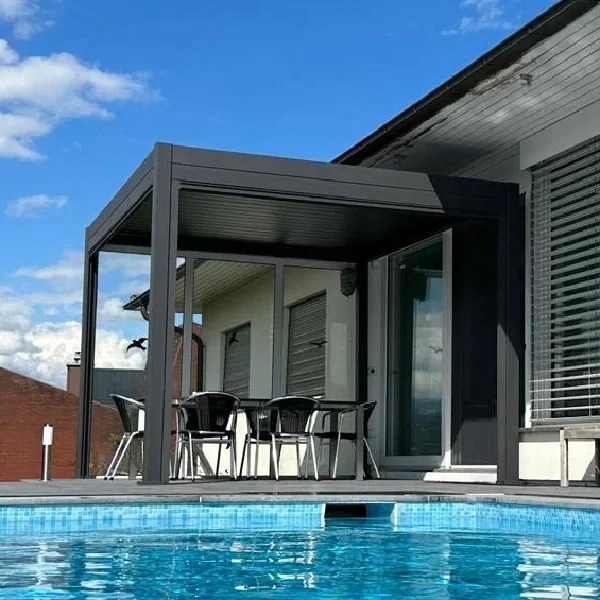 Louvered Gazebo (92)
