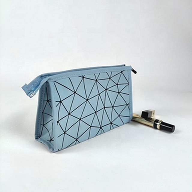 custom make up cases