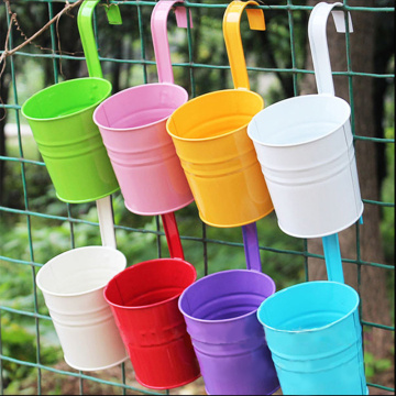 Metal Hanging Flower Pot with Removable Hook Candy Color Garden Planter Bucket For Balcony Flower Basket Home Decor Plants Pot
