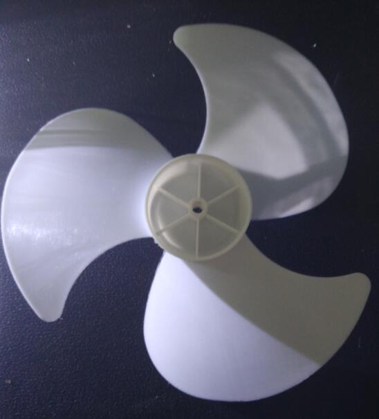 table Fan Parts 100% new white 12-inch fan blade 3 blades 27cm hole 8mm diameter