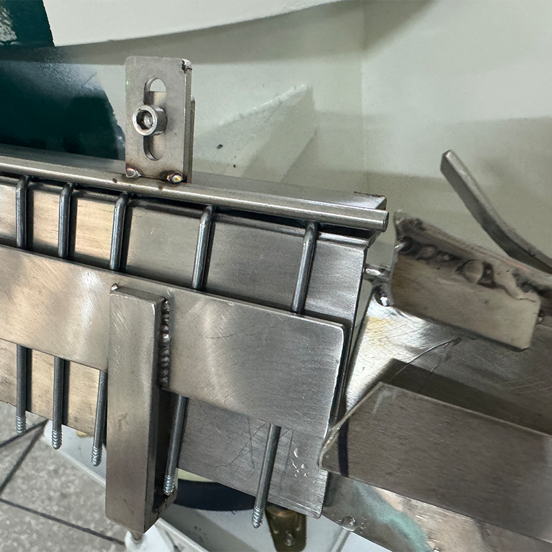 Plastic Hanger Making Machine