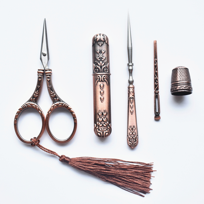 Vintage Antique Craft Scissors Embroidery Sewing Scissors Thimble Needle Case Awl Tailor Scissors Cross Stitch Tool Accessories
