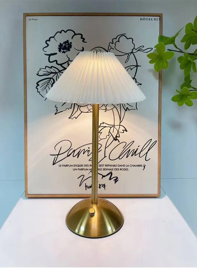 Luxury Cordless Rechargeable LED Table Lamp