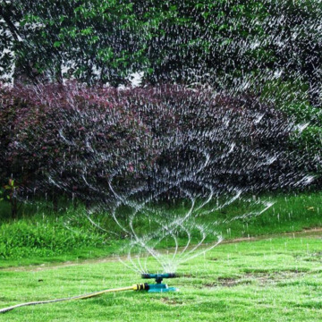 Garden Sprinkler Watering Tool 4 Points With Base Plastic Garden Garden Sprinkler Large Three-Prong Adjustable Shower Tools