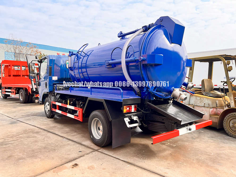 septic vacuum truck