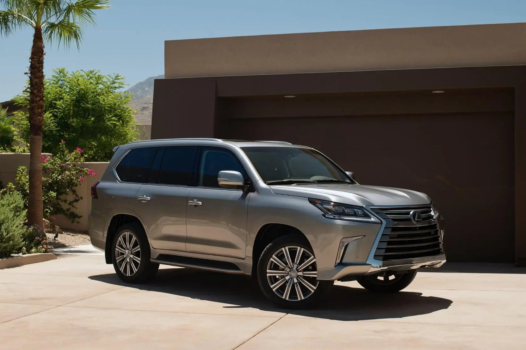 Lexus LX570 (13)