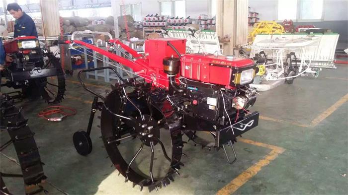 High Quality 15HP Agricultural Vehicle Farm Walking Tractor
