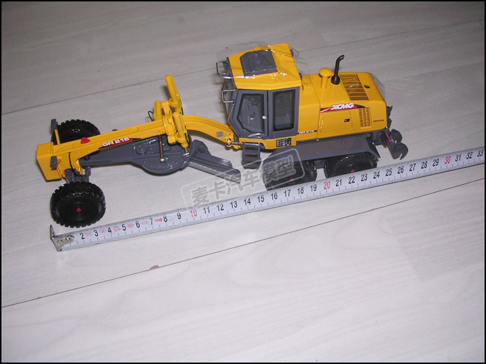 Collectible Alloy Model Gift 1:35 Scale XCMG GR215 Motor Grader Engineer Machinery DieCast Toy Model For Collection,Decoration