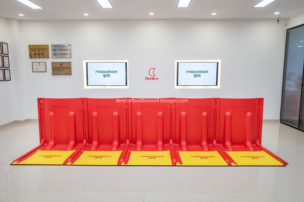 Portable Flood Barrier