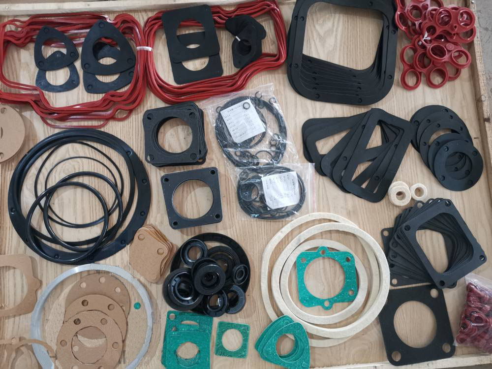 Complete Engine Gaskets 1 Jpg