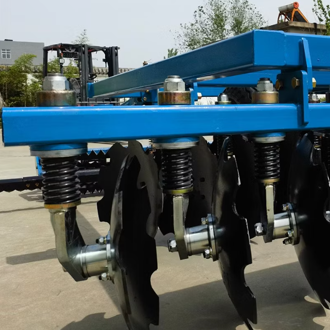 folding Once-Cover Tillage Machine