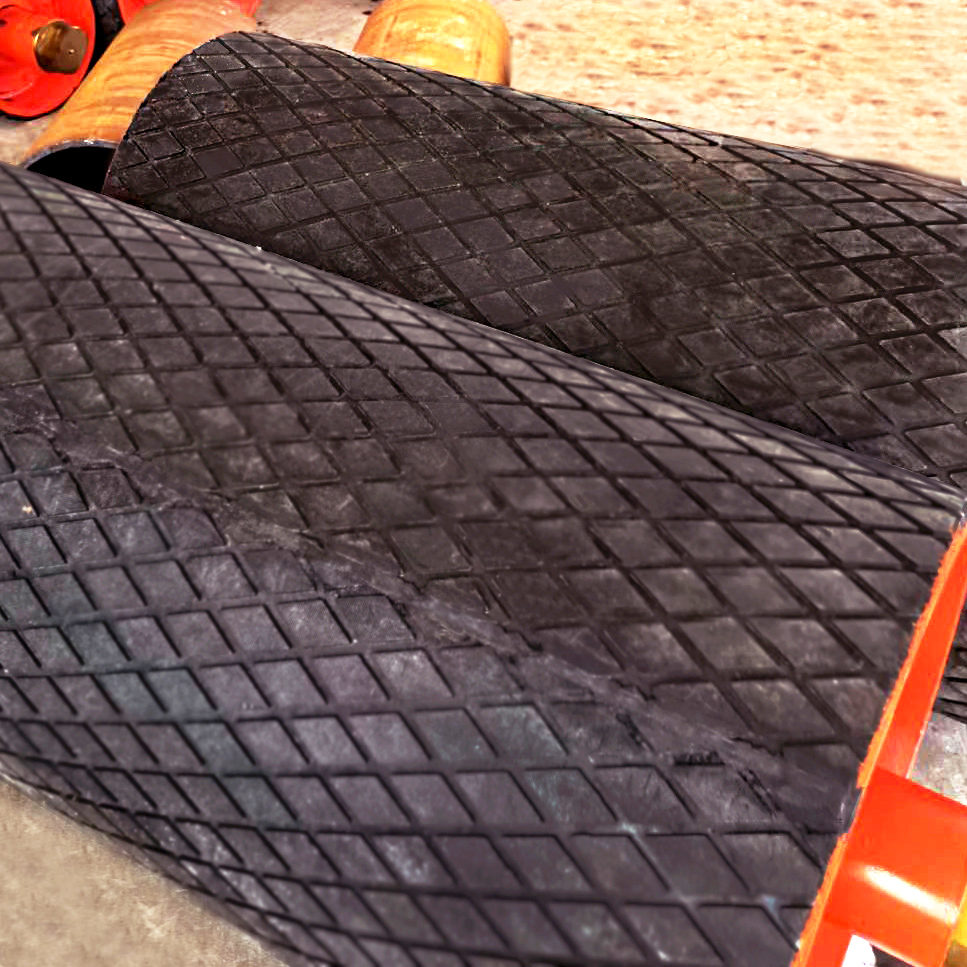 Rhombic anti-slip rubber plate