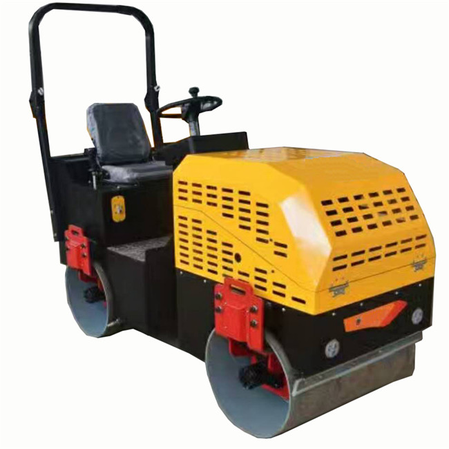 Driving 2Ton Vibratory Road Roller Compactor