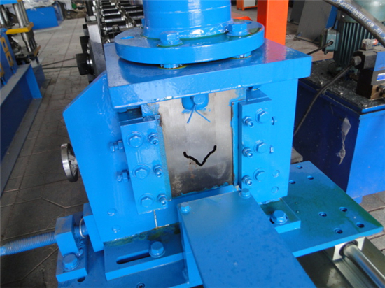 Wall Angle Iron Making Machine, Punching Flower Type Wall Angle Rolling Machine Wall Angle Iron Making Machine, Punching Flower Type Wall Angle Rolling Machine
