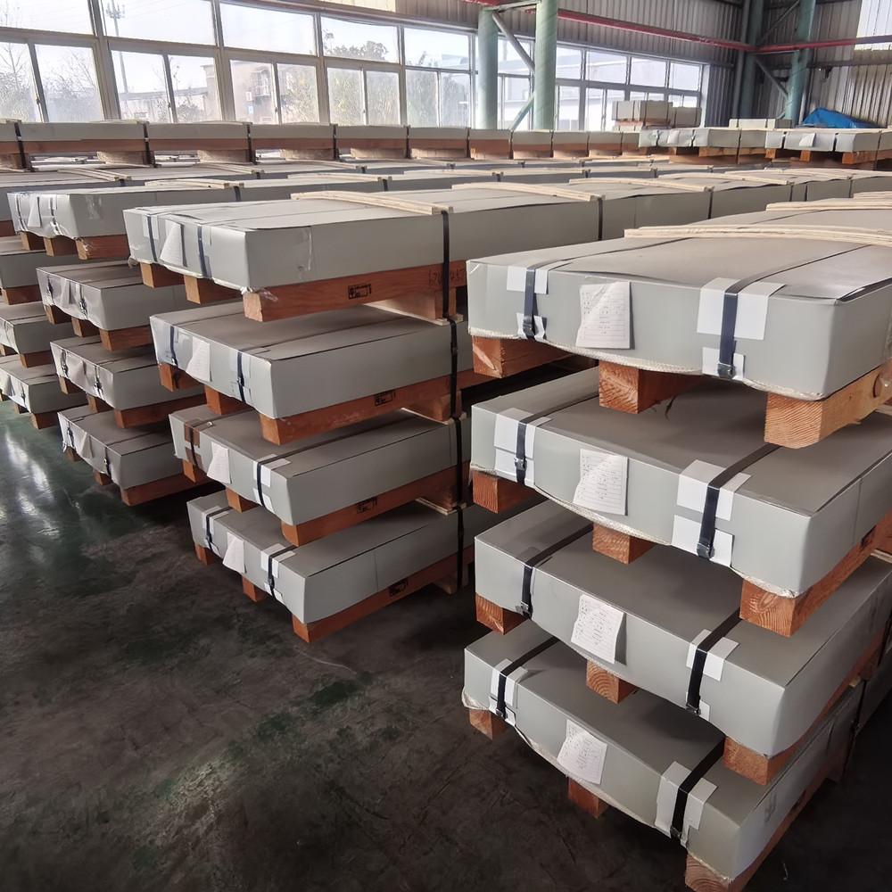 galvanized steel sheet coated with a layer
