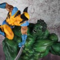 Anime Marvel Hulk Vs Wolverine Statue Action Figure 1/6 scale painted figure PVC toys for children Brinquedos