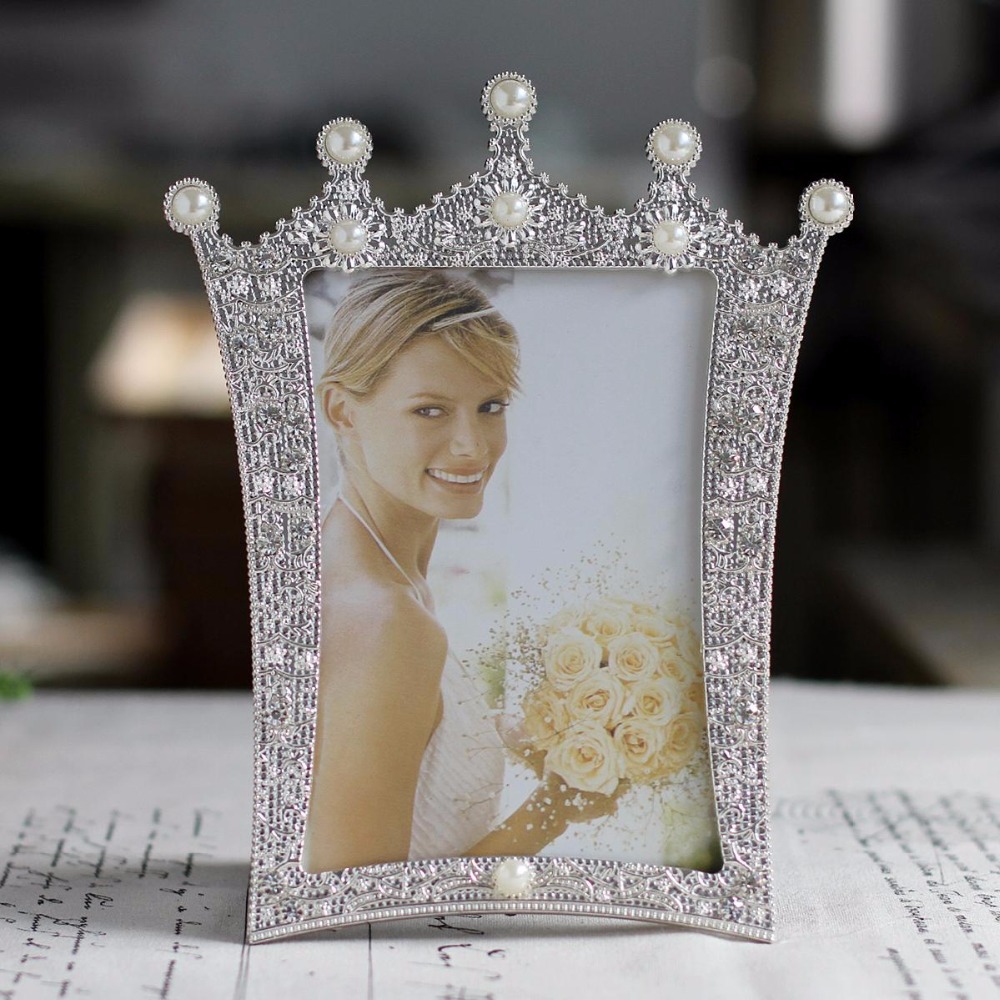 Crystal Pearl Crown Wedding Baby Photo Frame Metal Home Decor Bridal Baby Shower Favor Gifts High Qualit Hanging Photo Framework