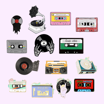 Music Lovers Enamel Pins Tape Cassette DJ Vinyl Record Player Badge Brooches Lapel Pin Gothic Jewelry Gift for Friends Wholesale