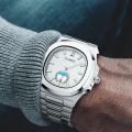 Classic PP NAUTILUS 5711 Designer Stainless Steel Patek Mens Watches Top Brand Luxury Watch Chronograph White Quartz Wristwatch