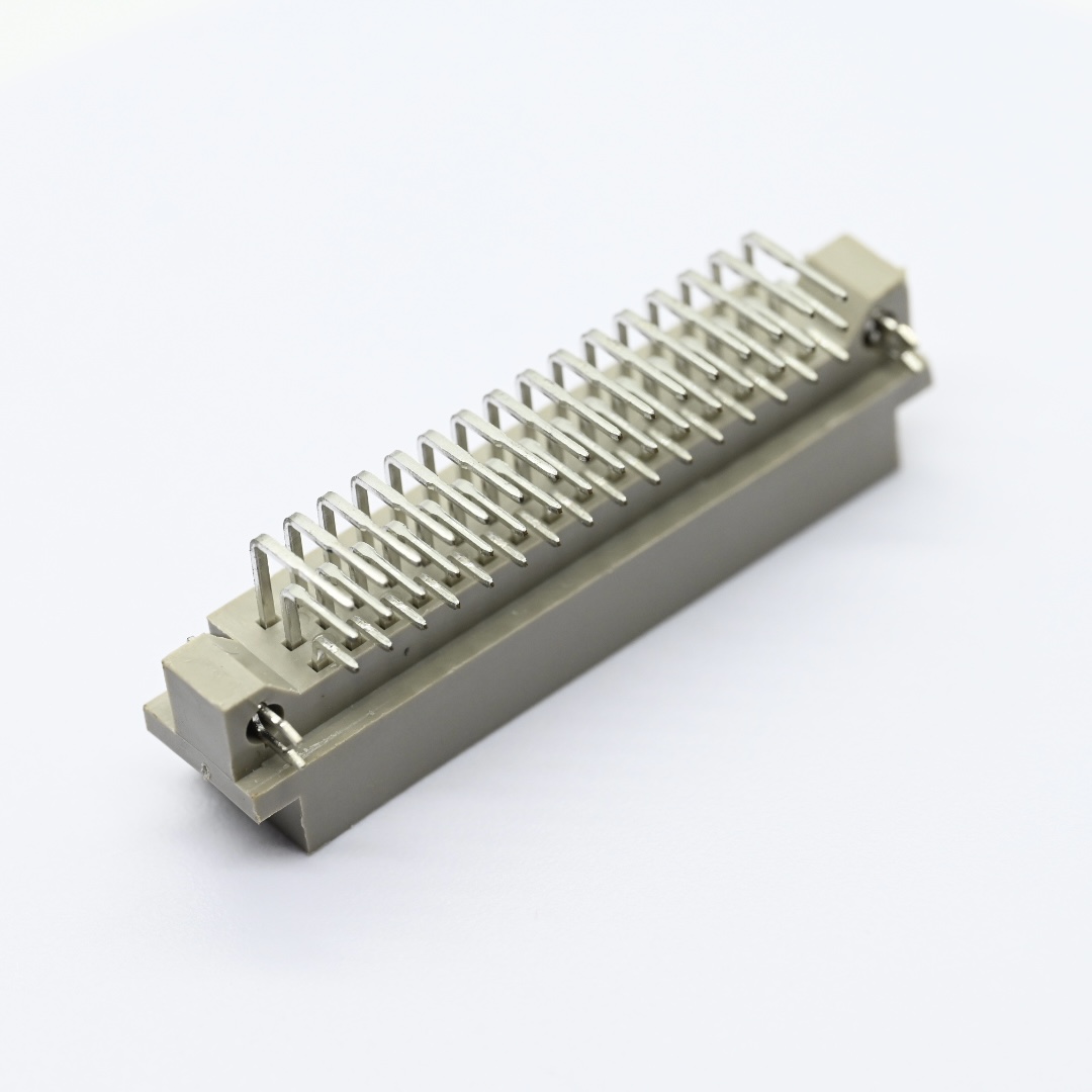 DMR-48P-B-F-S0-311+DIN41612 Right Angle Plug Type Half C Connectors 48 Positions（2）
