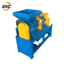 Recyclable rubber powder grinding mill