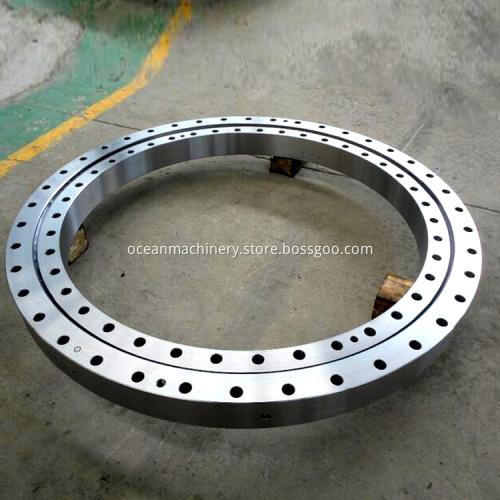Dh225 7 Slewing Parts 3 Jpg