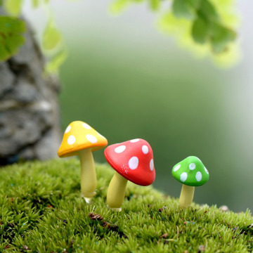 3 pcs Artificial Mushroom Miniature Fairy Garden Home Houses Decoration Mini Craft Micro Landscaping Decor DIY Accessories