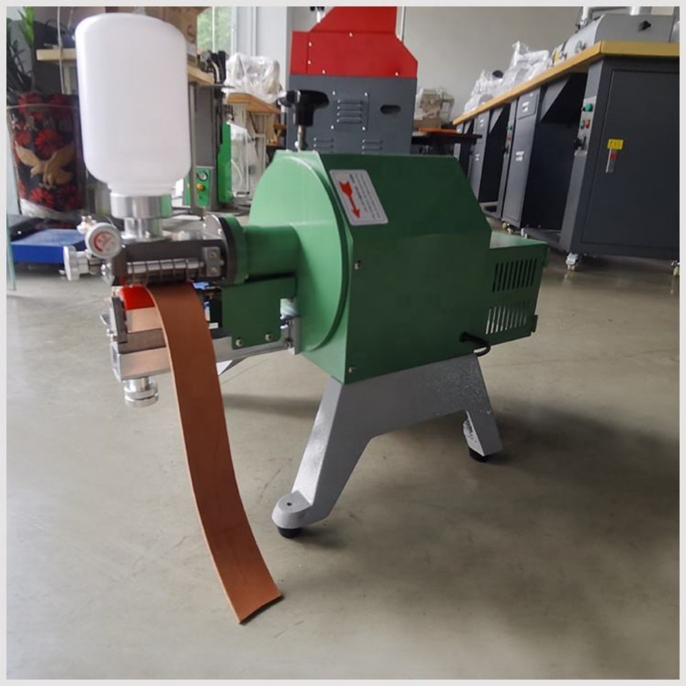 DL-127A Leather Belt Sealed Speed Regulating Gluing Machine Leak-Proof & Adjustable (1)