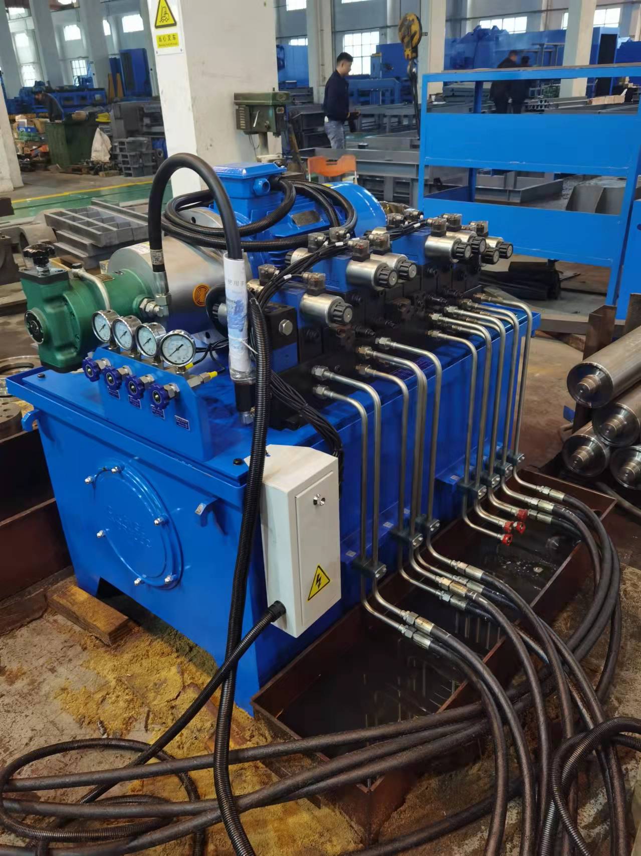 60B hydraulic station