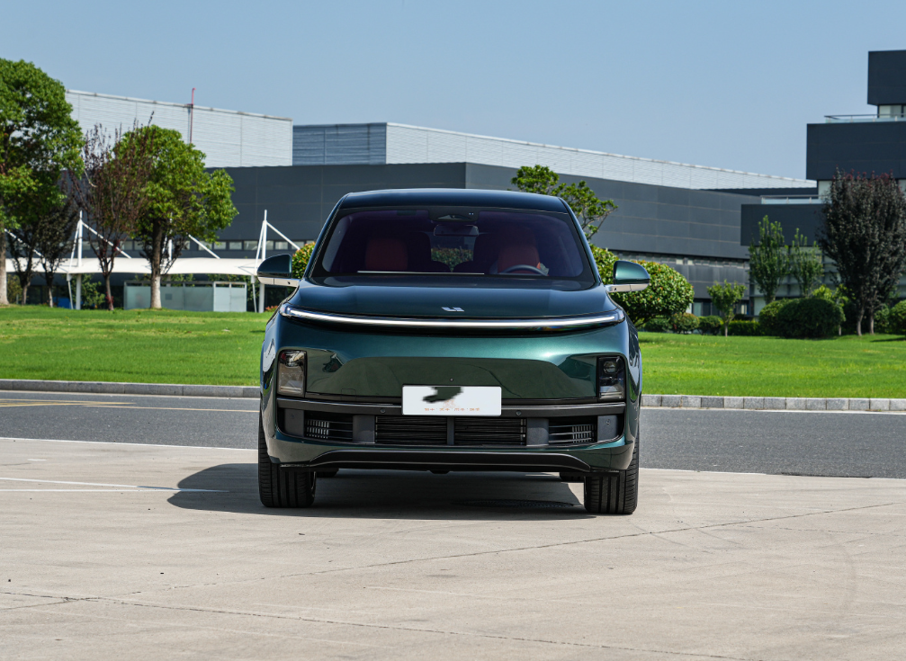 In Stock Wholesale Auto L9 Pro Electric Cars SUV EV Cars Lixiang Leading Ideal L9 New Energy Vehicles4