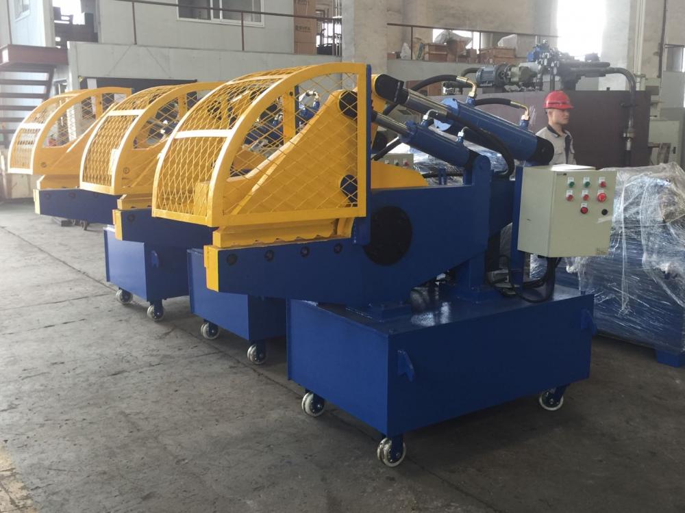 HC43-630 Alligator Shear