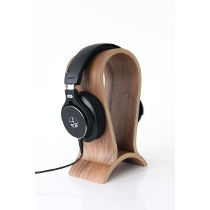 Studio Closed Reference Headphones with Detachable Cable