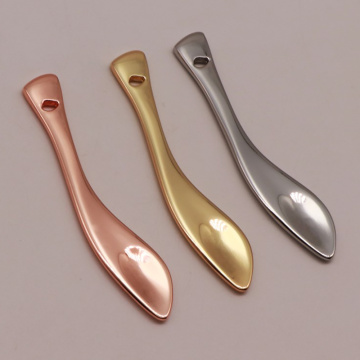1PC Metal Curved Mini Cosmetic Spatula Curved Scoop Gold Silver Makeup Mask Cream Spoon Eye Cream Stick Face Body Makeup Tools