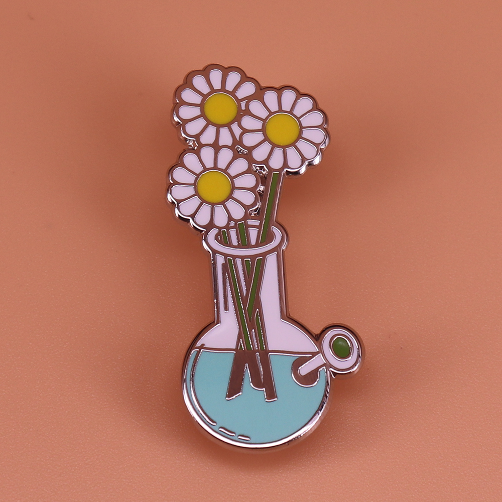 Daisy in the bottle enamel pin flower art brooch Chemical experimental jewelry science badge women girls gift literary