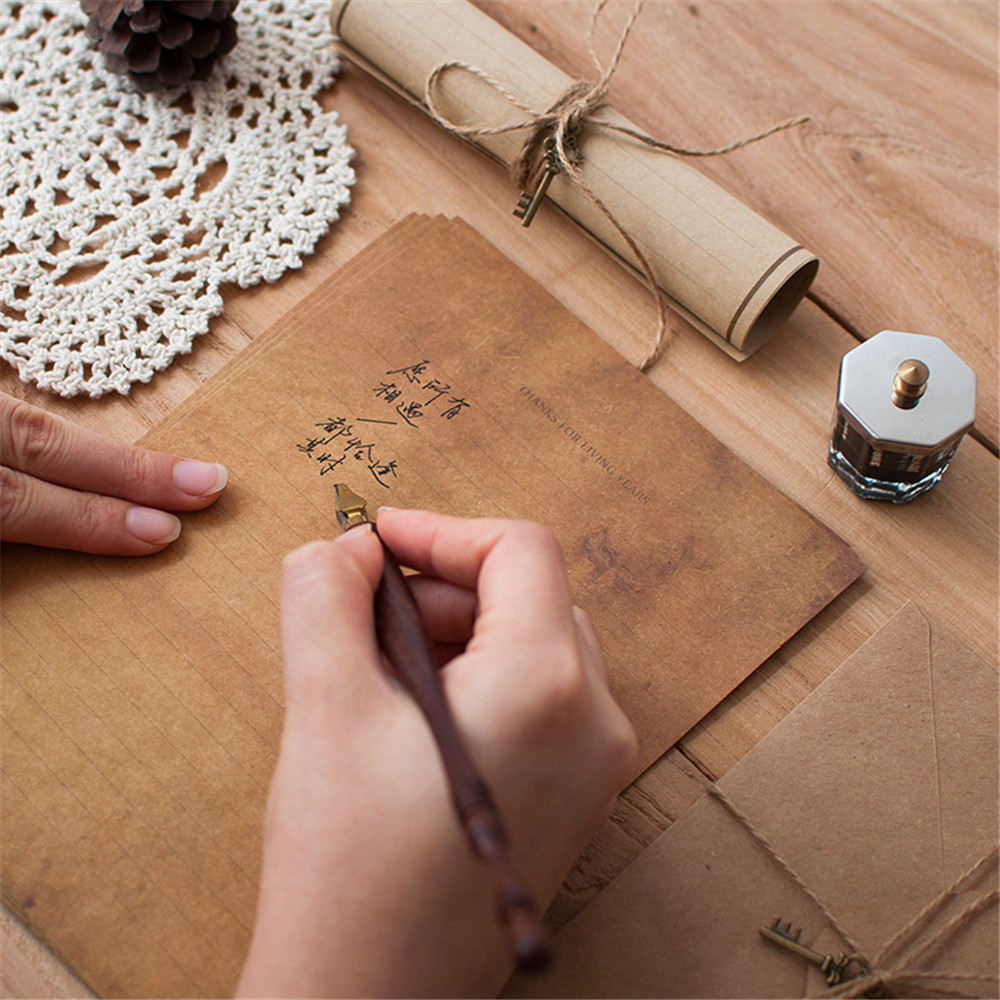 12pcs/set Vintage Kraft Paper Writing Paper European Style Paper for Letter Writing Envelope Paper School Stationery Writing Pad