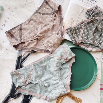 Woman Panties 2020 New Comfortable Breathable Bow Cotton Lace Fashion Sexy Girl Underwear Traceless Female Briefs High Quality