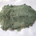 Top quality curly hair soft dyed animal fur skins mongolian goat fur skins for garment
