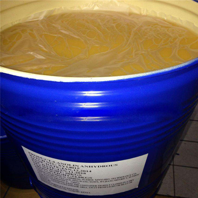 High Quality Lanolin CAS 8006-54-0 High Quality Lanolin CAS 8006-54-0